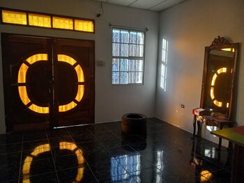 New Century Hostel,Granada Department>>Granada,2 star