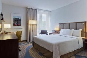 Courtyard By Marriott Wiesbaden-Nordenstadt,Hofheim Am Taunus>>Frankfurt,4 star