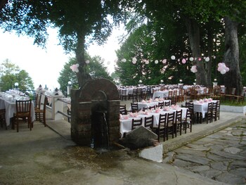 hani zisi hotel