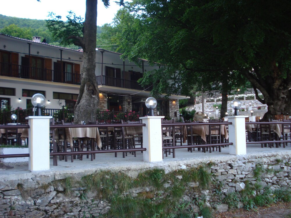 hani zisi hotel
