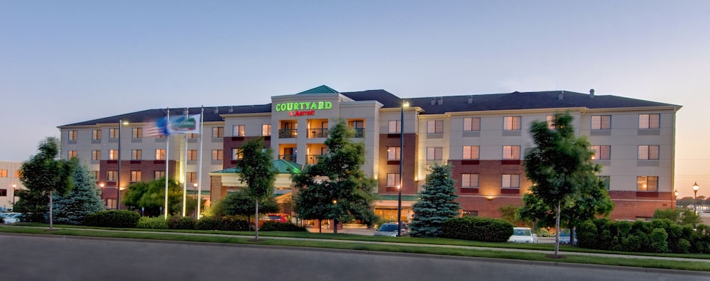 courtyard by marriott madison east