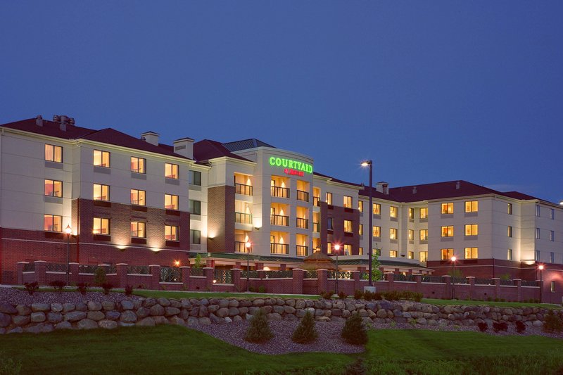 courtyard by marriott madison east