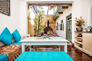 small house boutique guest house