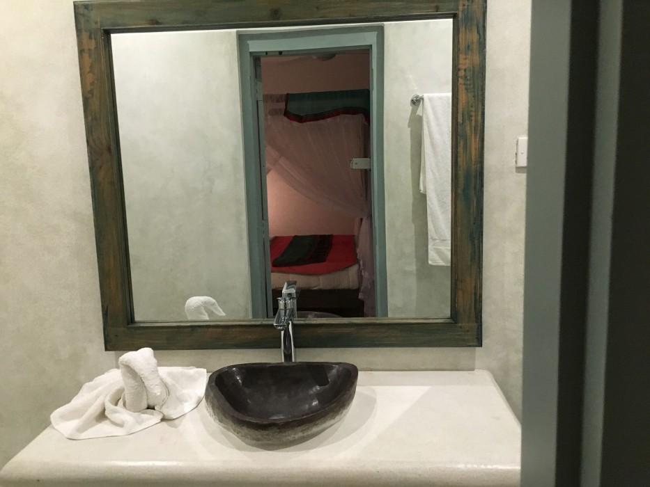 khalids guest house galle