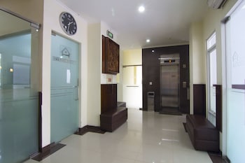 house of arsonia tulip