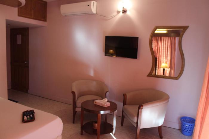 hotel sea crown