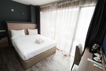hotel 99 pusat bandar puchong