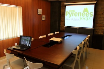 Pyrenees-Yog,Magelang>>Gedongtengen,3 star