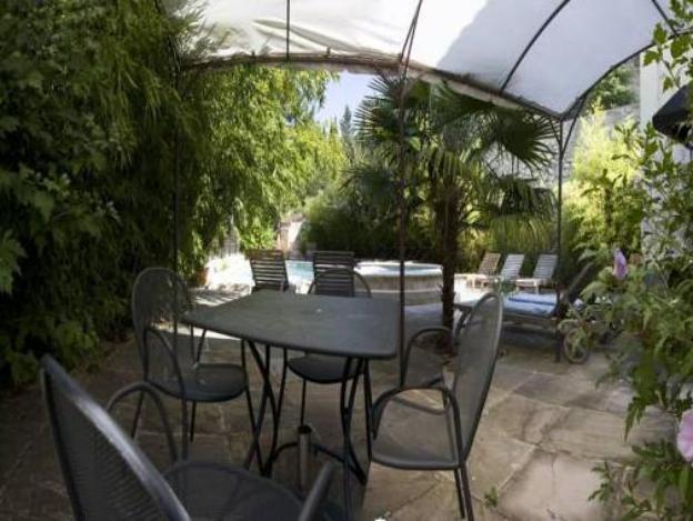 hotel la fete en provence