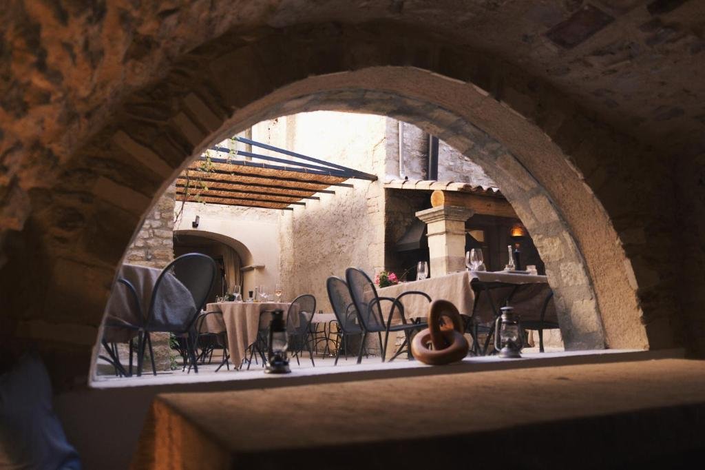 hotel la fete en provence