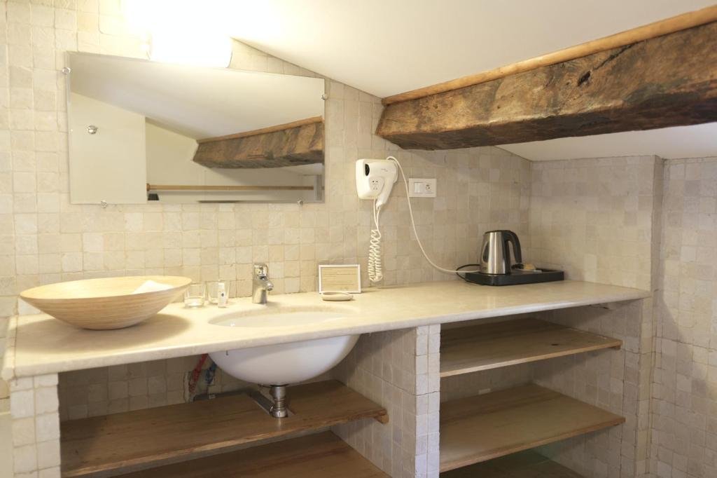 hotel la fete en provence