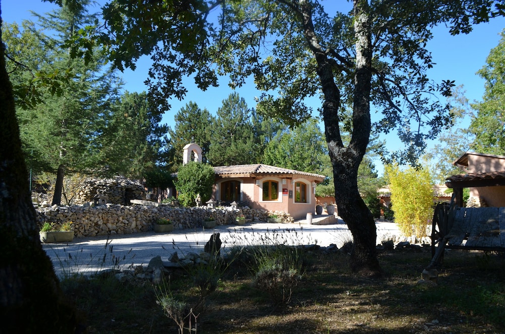 domaine du val de sault