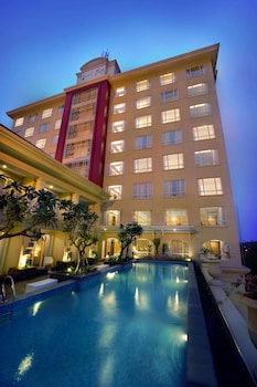 Grand Zuri Bsd City,Bumi Serpong Damai>>Banten,4 star