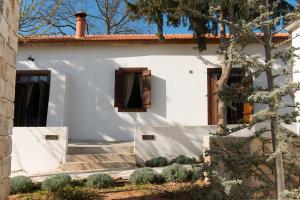 Ktima 1937 Kannides,Paphos>>Droushia,4 star