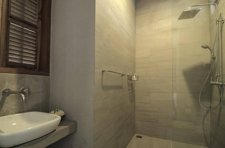 seruni guest house
