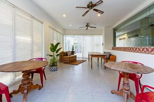 seruni guest house