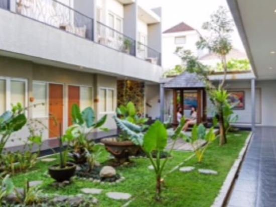 seruni guest house