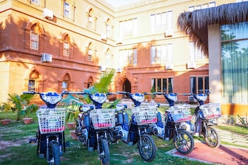 bagan landmark hotel