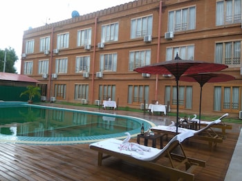 bagan landmark hotel
