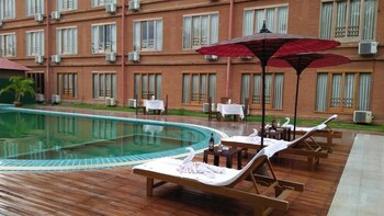 bagan landmark hotel