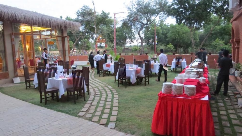 bagan landmark hotel
