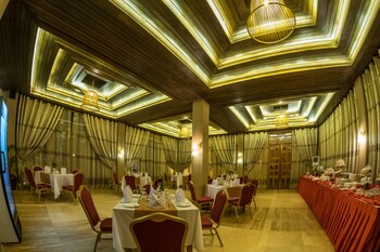 bagan landmark hotel
