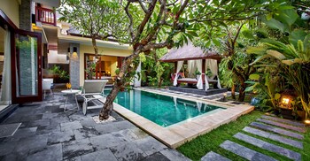tiga samudra villa