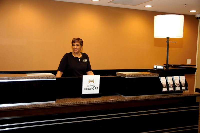 hampton inn suffolk