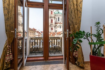 malostranska residence