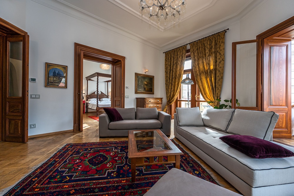 malostranska residence