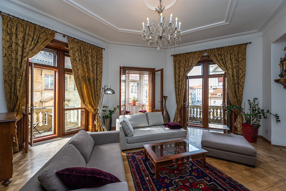 malostranska residence