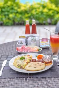 dpenjor seminyak hotel