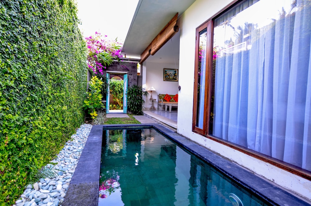new pondok sara villas