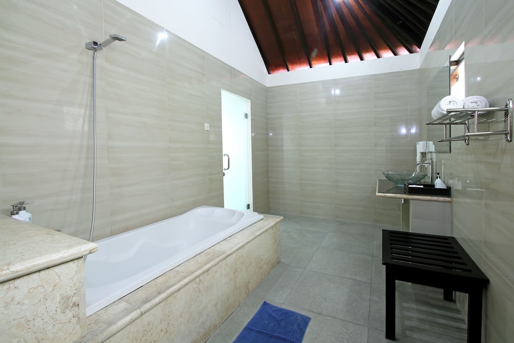 kumpul kumpul villa seminyak