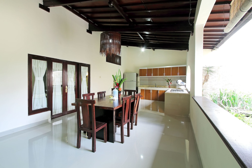 kumpul kumpul villa seminyak