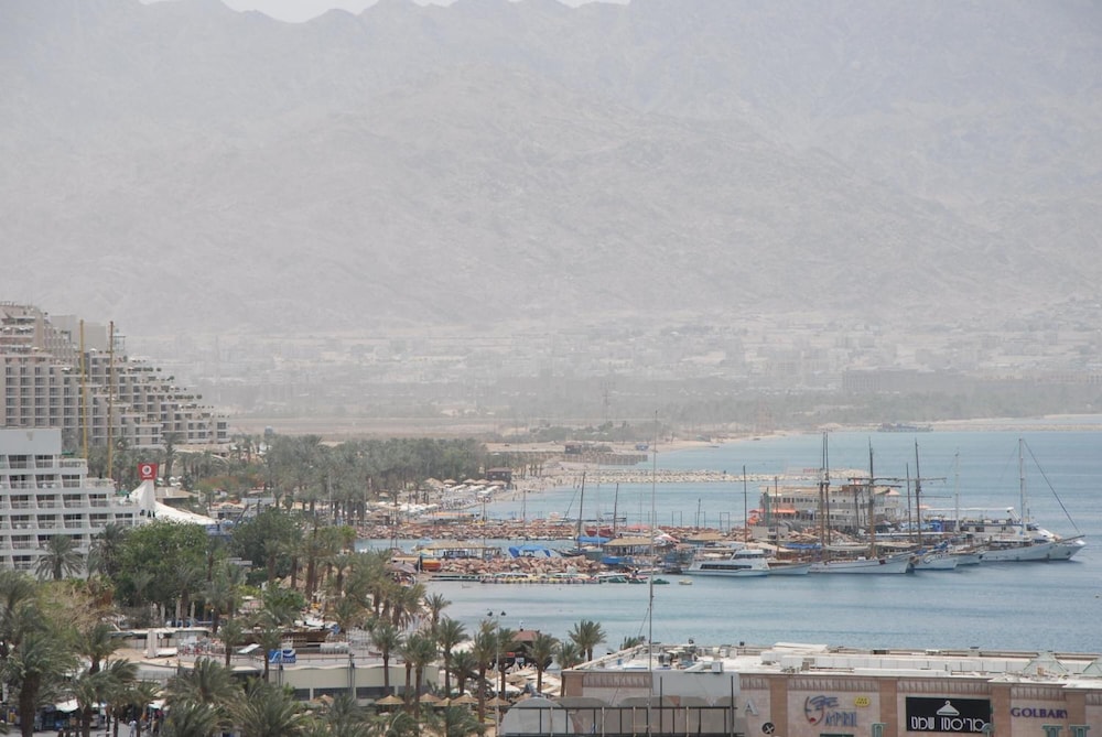 adi hotel eilat