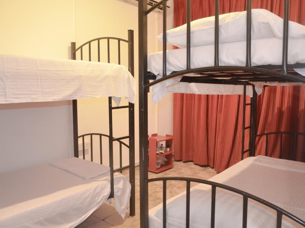 backpack lanka central colombo hostel