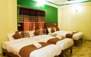 Hotel Adam,Pokhara>>Gandaki,3 star