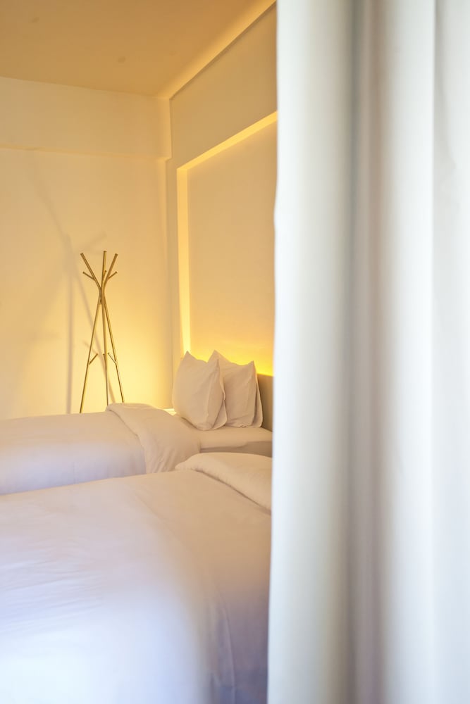 bed phrasingh hotel adults only