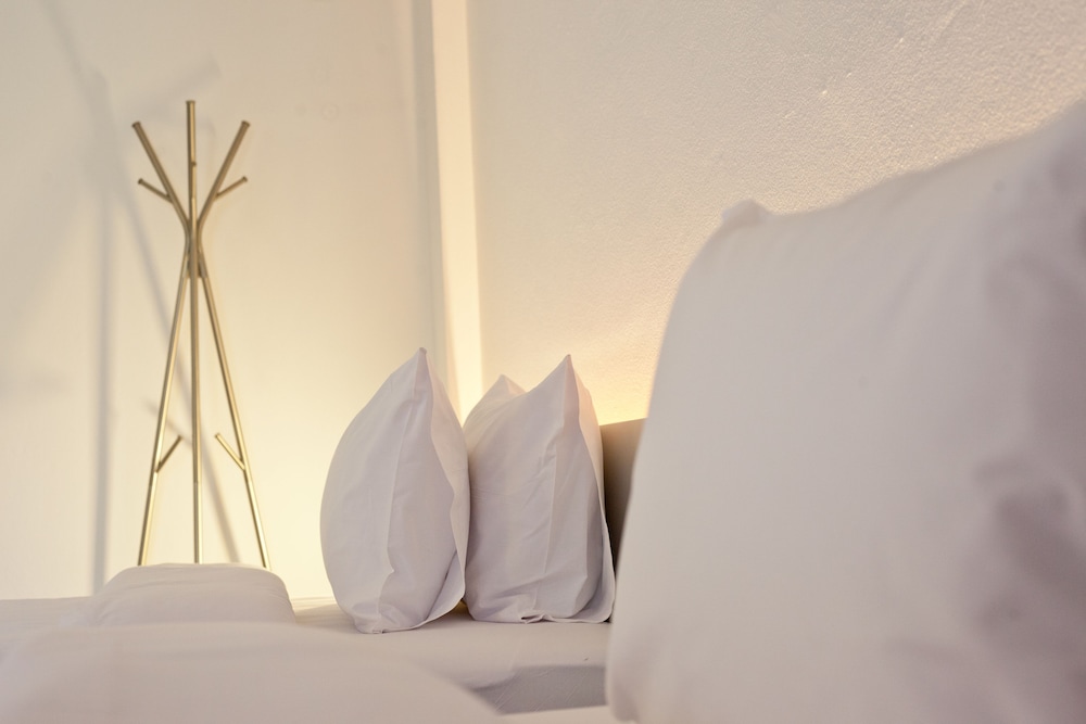 bed phrasingh hotel adults only