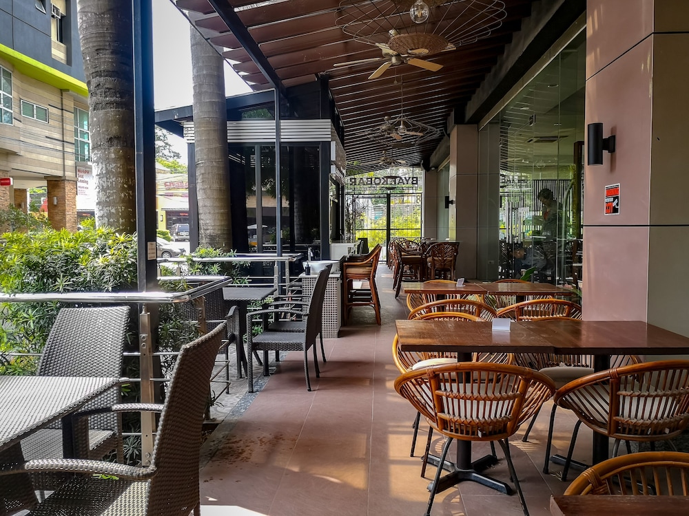 citi park hotel powered by cocotel