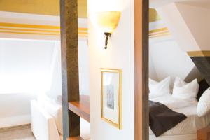 alpha and omega hotel