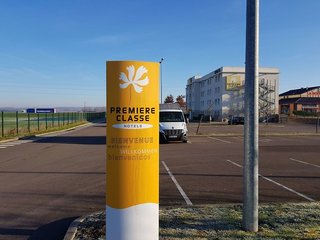 premiere classe sens nord saint clement