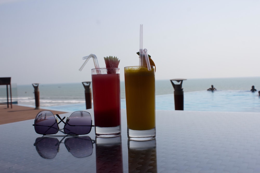 sayeman beach resort