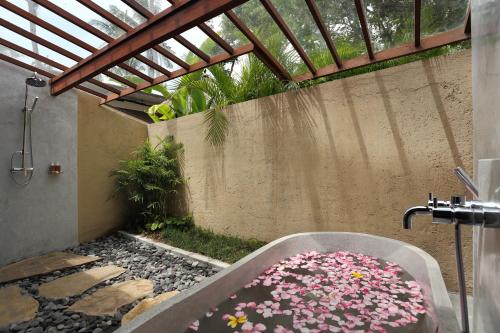 temuku ubud villas