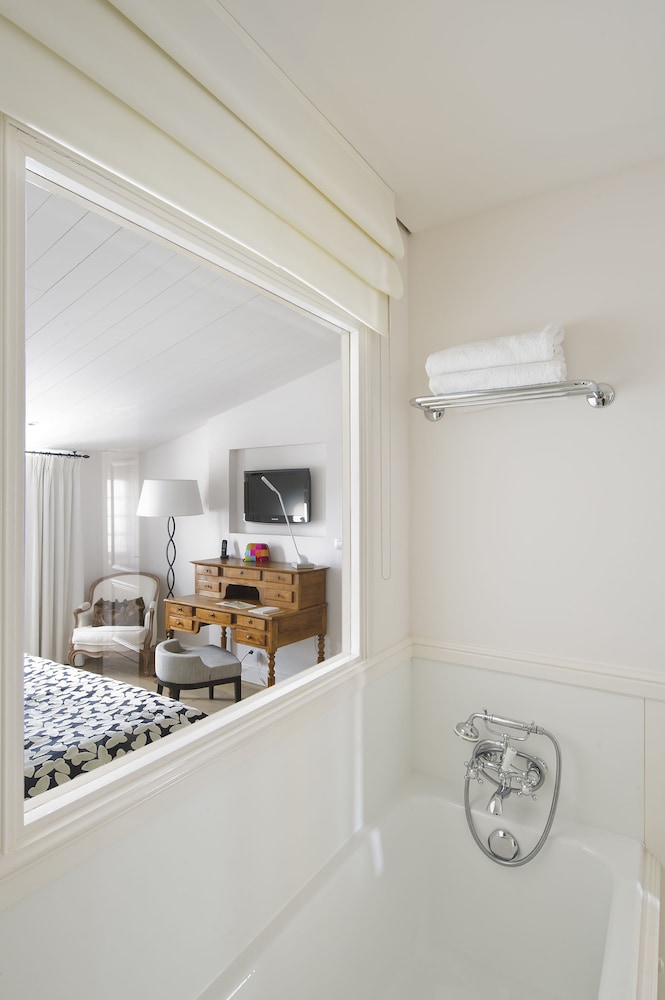 villa clarisse and spa by olivier claire