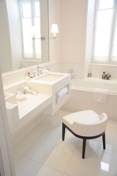 villa clarisse and spa by olivier claire