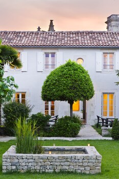 villa clarisse and spa by olivier claire