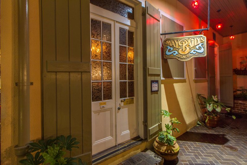 dauphine orleans hotel