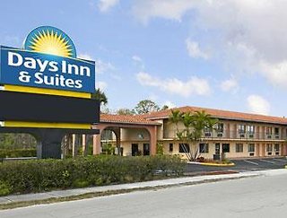 Quality Inn & Suites Orlando East - Ucf Area,Near Florida Technical College,3 star